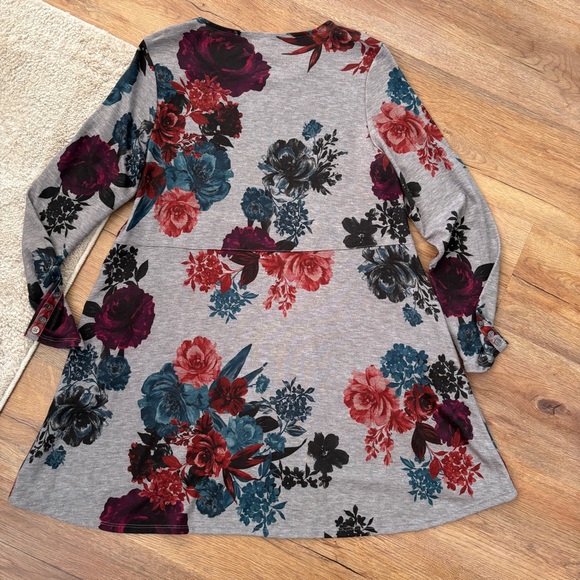 Chico’s Hi-Lo Floral Print Long Sleeve Knit Tunic Sz. M/8 (1) - Picture 8 of 10